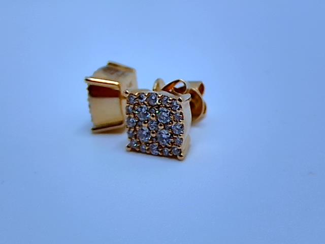 BOUCLES D OREILLES EN OR 14KT 