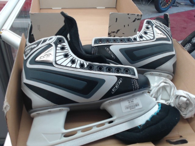 Patin a glace ccm custom 01 en boite
