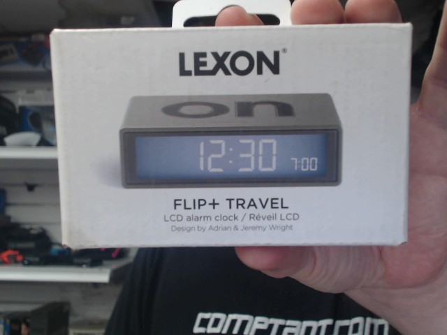 Lexon flip travel