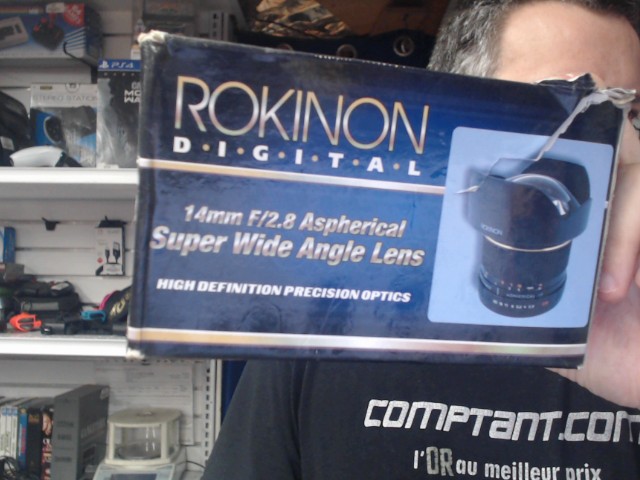 Lens camera 14mm f/2.8 wide angle