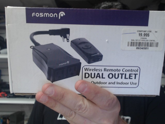 Dual outlet wireless control