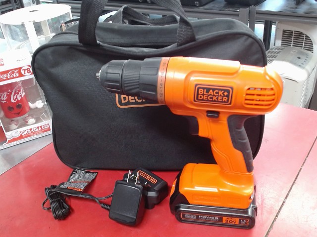 Perceuse 20v+chargeur+outils dans sac