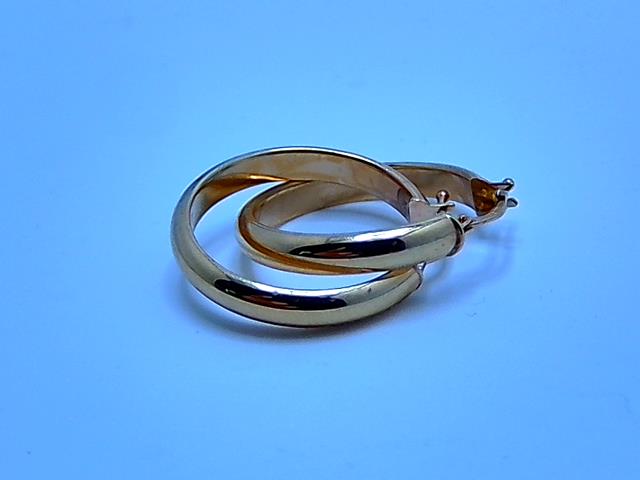 BOUCLES DE OREILLES EN OR 10KT