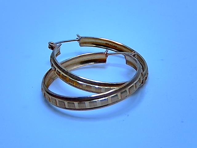 BOUCLES DE OREILLES EN OR 10KT