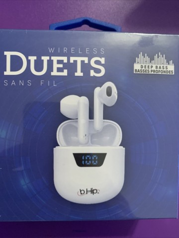 Brand new duets earbuds