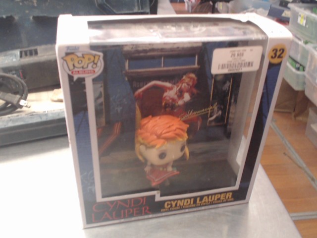 Cyndi lauper