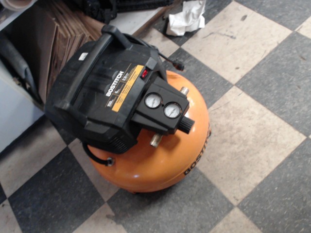 Compresseur 6 gal 150psi