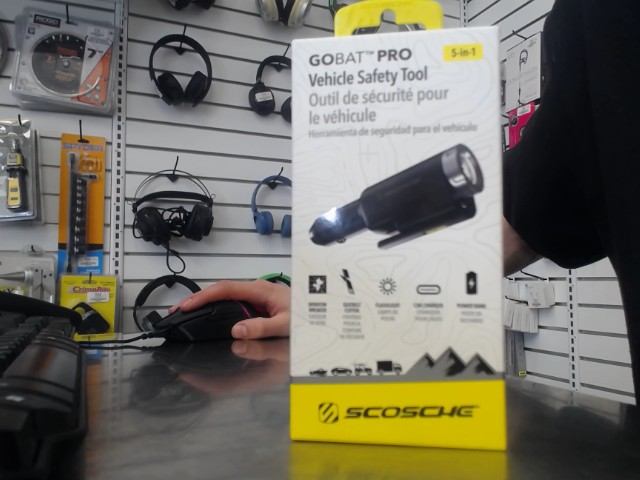 Outil de s�curit� pour v�hicule