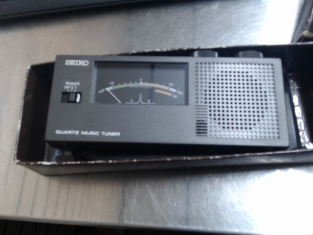 Quartz music tuner made in japan
