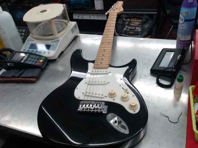 Guitare electrique noir