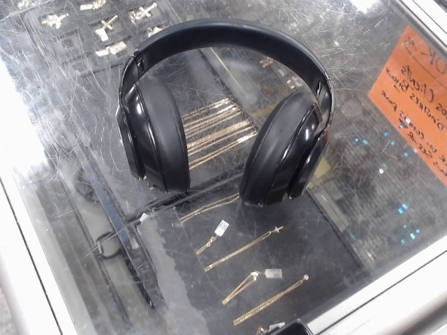 Paire d'�couteur bluetooth nochrg