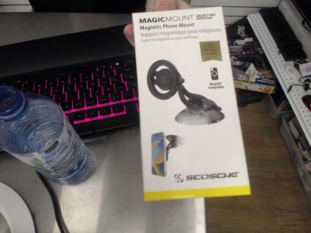 Magnetic phone mount