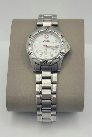 Montre swiss army en argent