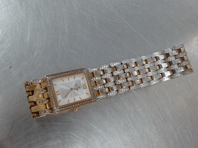 Montre bulova pour femme