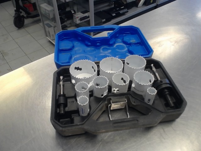 Holesaw master craft dans coffre