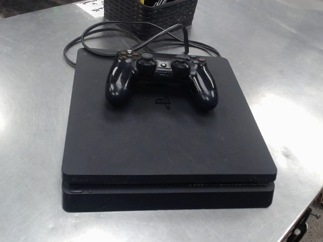 Console ps4 slim noir