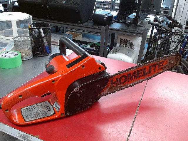 Scie a chaine electrique