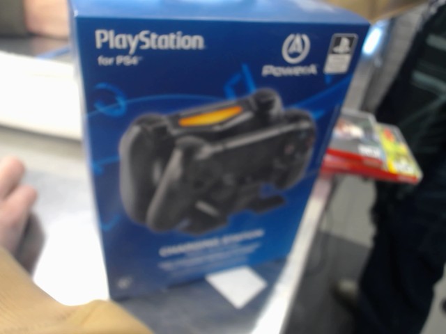 Sttion de recharge ps4