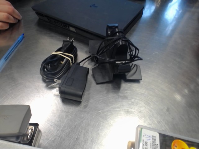 Station de recharge ps4 pas de boite