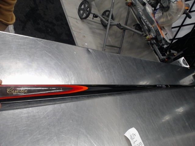 Baguette de billard cuetec