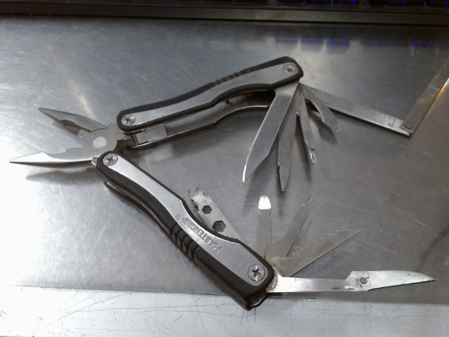 Pince multitool