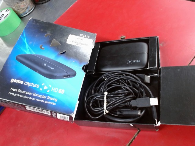 Video game capture card + cable