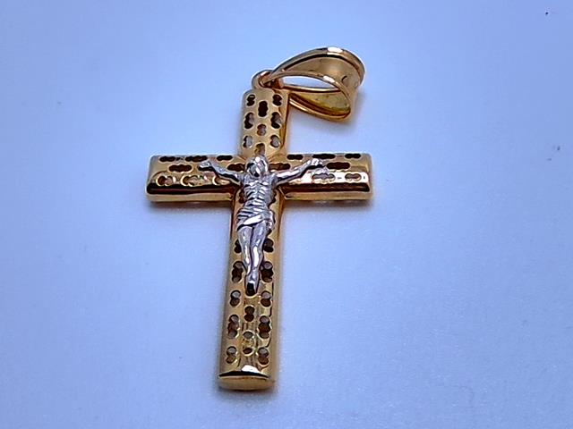 BRELOQUE EN OR 10KT NEW