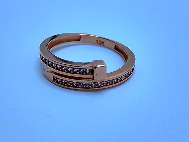 BAGUE EN OR 10KT POUR FEMME