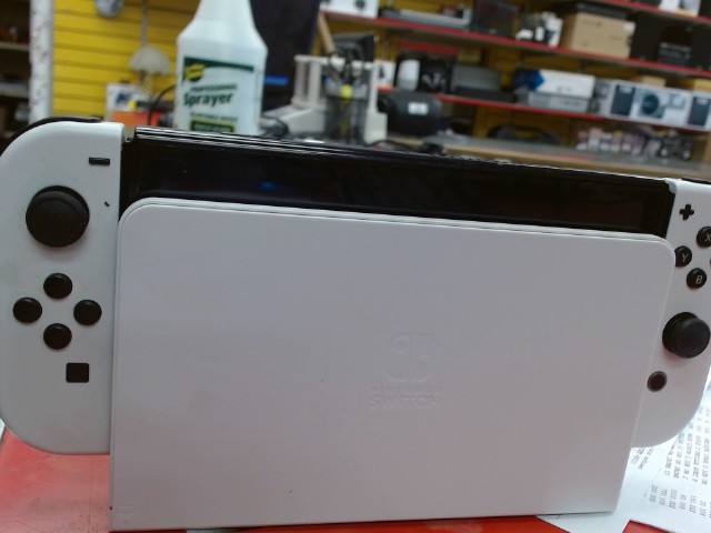 Console ave accessoire