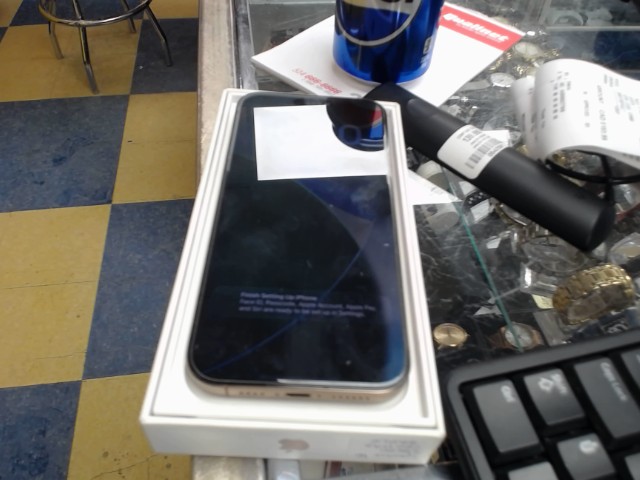 Iphone 16 pro max pw 950412