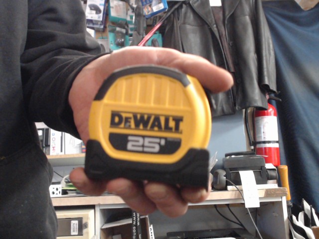 Tape a mesurer 25'