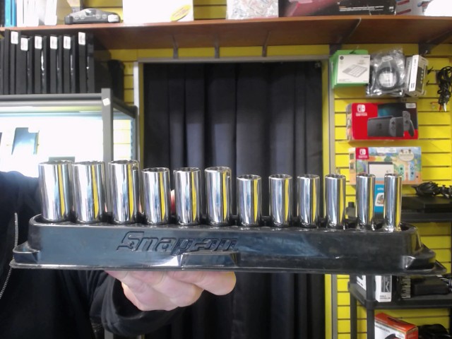 Kit de douilles sur support aimant�