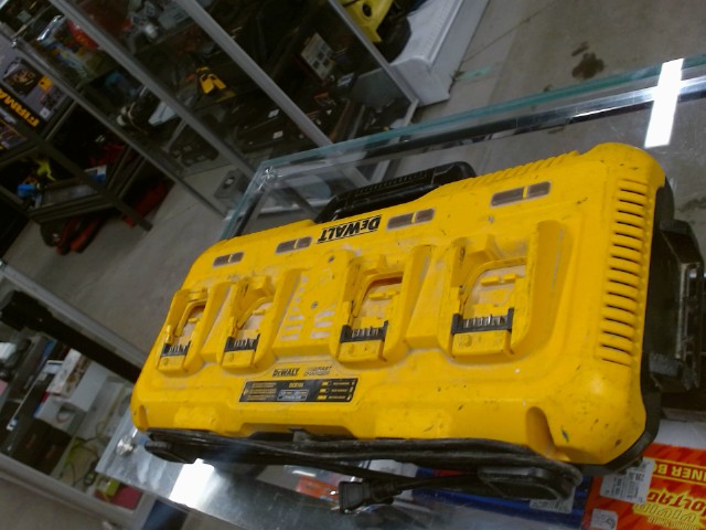 4 spot fast charger dewalt used