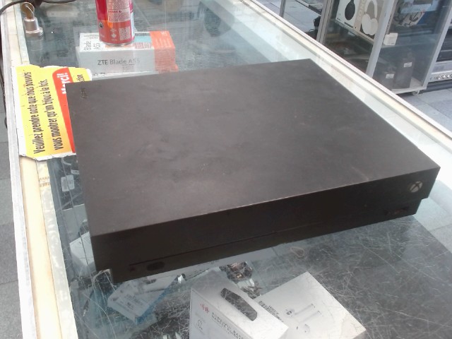 Console xbox one x no acc