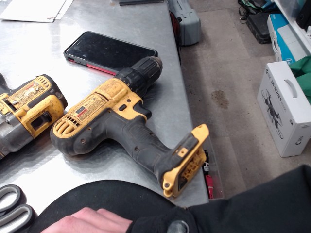 Drill dewalt