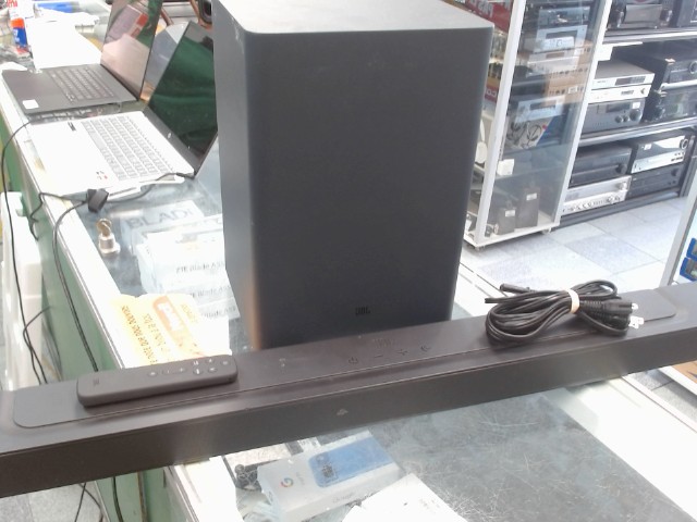 Barre de son jbl deep bass avec sub