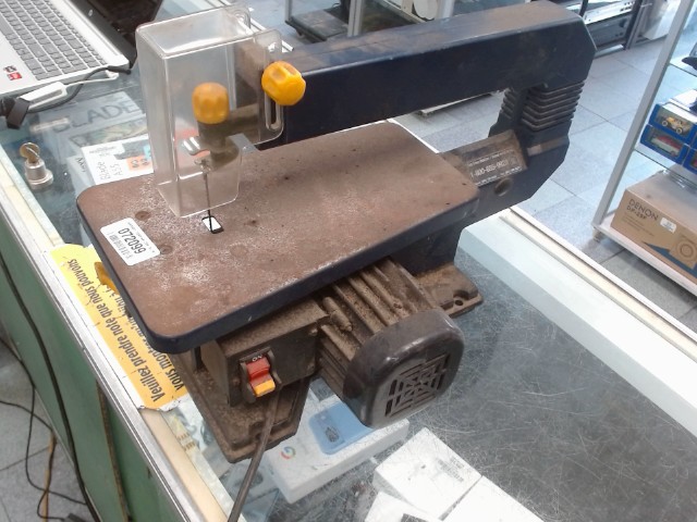 Scie a chantourner de 13 pouce