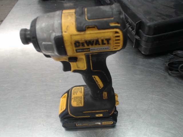 Impact driver dewalt+batt 1.5ah