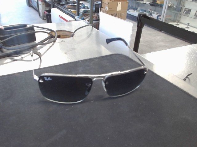 Ray ban black sunglasses