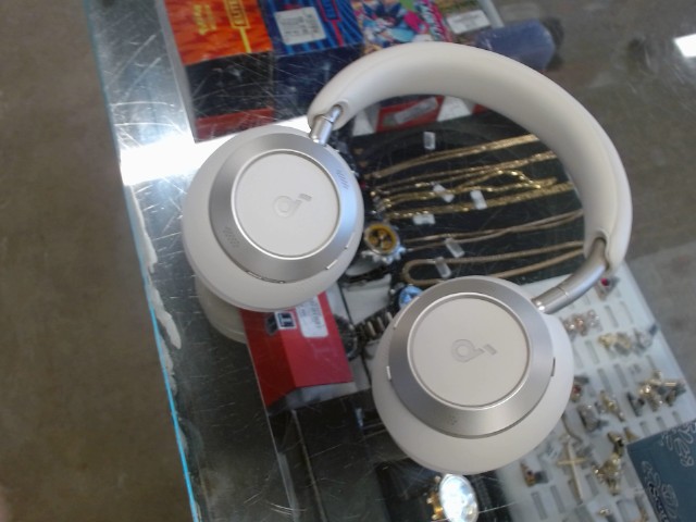 Anker spane one headphone