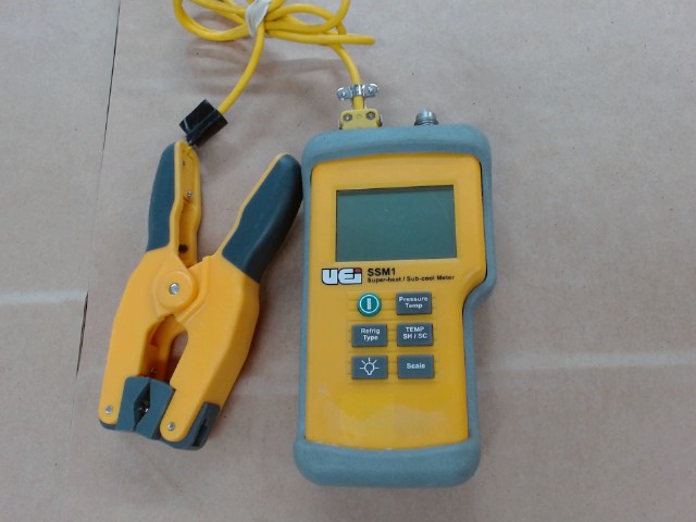 Super heat/sub-cool meter a pile 9v