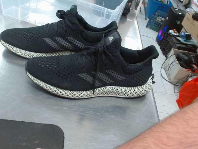 Futurecraft 4d shoes taille 10