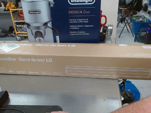 Sound bar lg neuve dans la boite