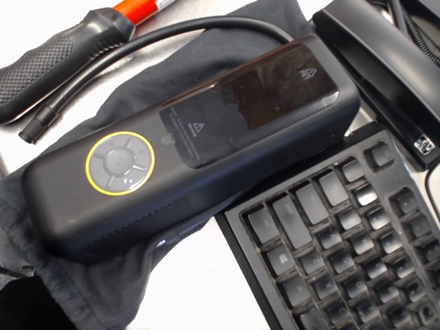 Mini compresseu a pneu