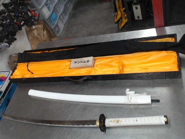 Katana+boitier