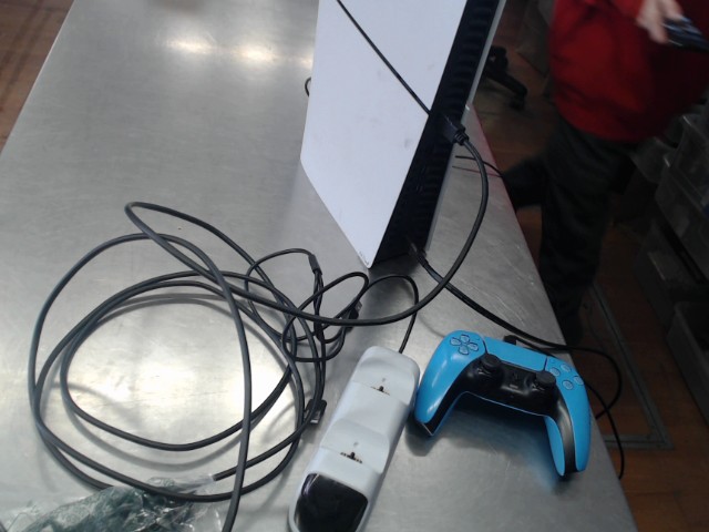 Ps5 pas de lecteur + 1 manette bleue