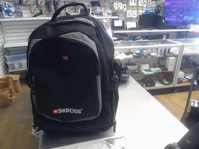 Sac a dos avec pochette pour ordinateur