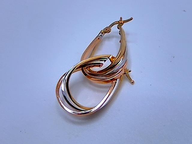 BOUCLES D OREILLES EN OR 18KT
