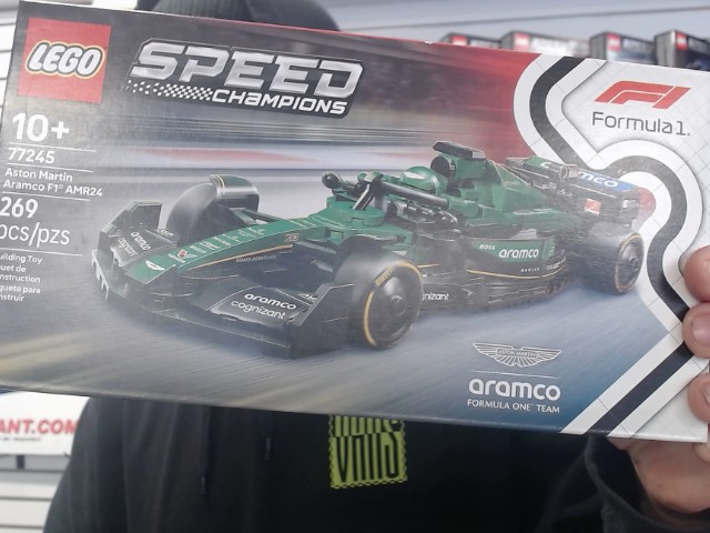 Aston martin aramco f1 amr24