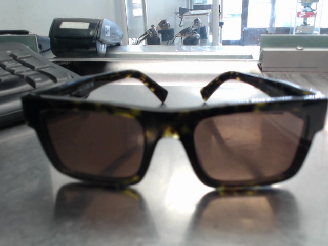 Lunettes fum� brune rectangle prada